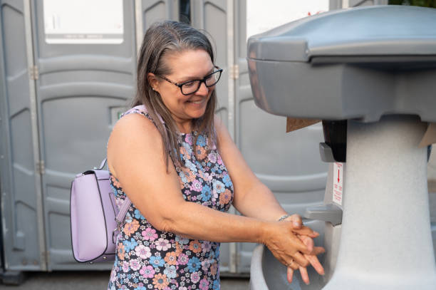 Best Event porta potty rental  in Flushing, MI
